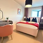 Superb Apt At The Marina