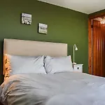 Captains Hideaway