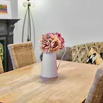 Host & Stay - Railway Cottages