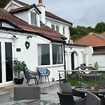 Sea View Villa V-Dubz, Filey