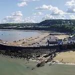 Min Y Graig New Quay