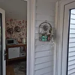 Flower Garden Studio In Sheringham-Cycle Friendly