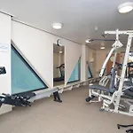 10 Mansion House - Indoor Pool Sea Views Gym