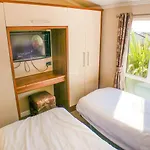 3 Bed 2 Bathroom Super Lodge! Sea Views!