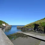 2 Bed In St Davids 82312