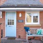 Stayaway Cottage