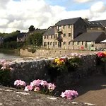Castle Pond House