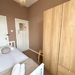 Cosy 4 Bedroom House