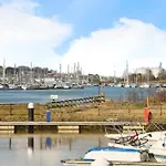 The Penthouse At Island Harbour