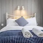The Sands Sheringham - Entire Property - 4 Units