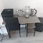 Anfieldstadiumroomz