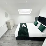 Contractors Dream, 4 Bedroom 2 Bathroom