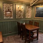 Tyacks Hotel