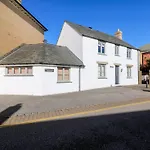 Fistral Bay Cottage