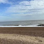 Felixstowe Chimo Caravan 3Br 5Mintobeach