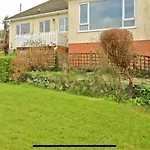 Cozy Bungalow