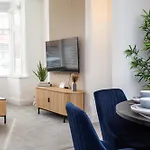 Vacant Nests - The Sandringham Free Wi-Fi