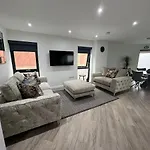 2 Bedroom Luxury New Build Apt