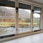 Si-Yr-Afon