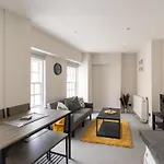 Studio Flat By Brookland Stays Serviced Accommodation Short Lets Brighton & Hove With Free Wifi
