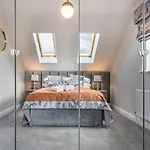 Stunning Central Belfast Apartment Free Parking Great Location
