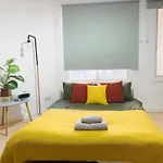 Cozy Central Apartment At Prime Location With Free Private Parking