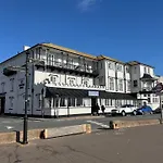 Bedford Hotel
