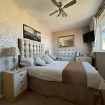 Three Palms Hotel