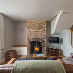Riley Cottage