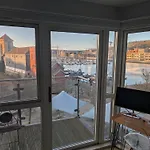 Luxury Marina View Apartment