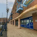 14 Neptune House
