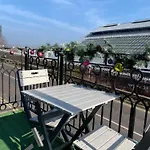 Central 2 Bedroom Flat By Brighton Train Station