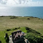 Inglewood - Historic Retreat With Incredible Sea Views
