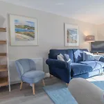 Central Salcombe Escape - 3 Beds Of Coastal Luxury