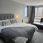 Alexandra Park Town House 223