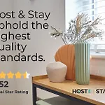 Host & Stay - Princes Road