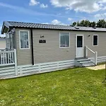 Luxury Caravan Cornwall Sleeps 4 Countryside View