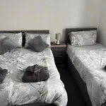 Apple Tree Lodge