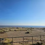 6 Birth Caravan, Golden Sands Ingoldmells