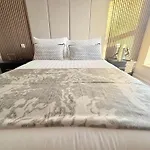 Beautiful Sefton Park One Bed Apartment In Liverpool Sleeps 4