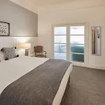 Apartment 1 Glencoe Holiday Apartments Whitby