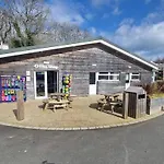 Home With A View Whitecliff Bay Holiday Park