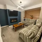 Surrey Street Retreat