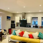 4 Bed Home For The Open 2025 Portrush, Sea Views
