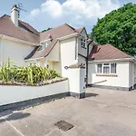 Seacroft Lodge
