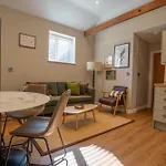 Church Road Retreats