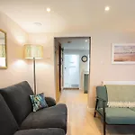 Wallaby - East Wittering Fisherman'S Cottage