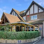 Cozy Flat In Brockenhurst With Parking