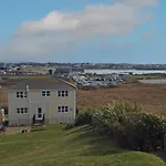 The Rise-5 Bed-4 Bath-Family-Beach-Home