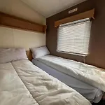 Charming 6 Berth Caravan At St Osyth Beach Holiday Park In Essex Ref 28051Cw
